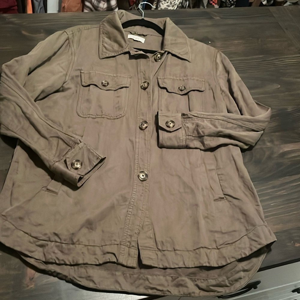 LOFT GREEN SHIRT JACKET SIZE M